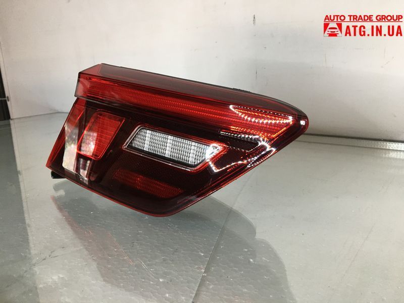 VW Tiguan 2018- Ліхтар внутрішній Led (в кришку) лівий комплектація comfort 5NN945094 VC-TI-VW-804 фото