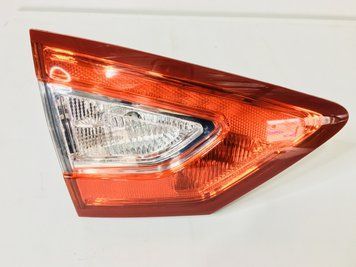Фонарь внутренний LED Ford Fusion 2013-2016 левый DS7Z-13405-A Rom-DS7Z-13405-A фото