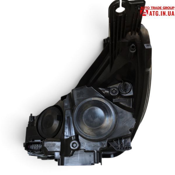 Ford Focus mk3 2015-2018 Фара права галоген, темна F1EZ-13008-GY VC-FC-FD-1293-1 фото