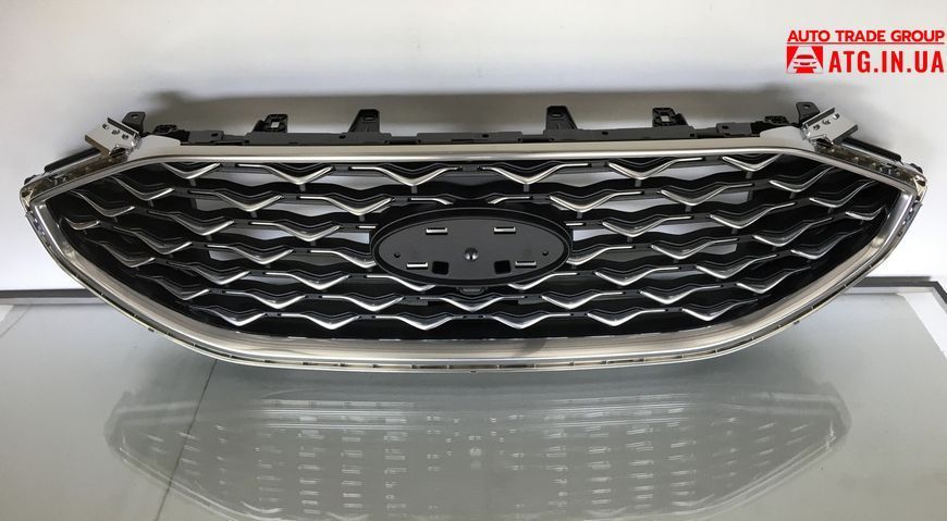 Ford Edge 2019- Решітка переднього бампера верхня Vignale KT4Z8200-ВА, KT4B8200XGW F-EDG2019-216 фото