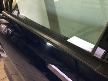 Ford Explorer 2011-2019 Молдинг дверь-стекло центральный задний левый мат BB5Z-7825597-B Exp-130 фото