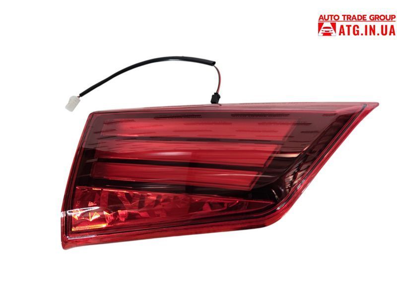 Mitsubishi Outlander 2016-2022 Фонарь внутренний левый 8331A179 VC-OT-MB604 фото